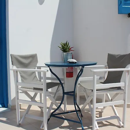 Semprou Perissa (Santorini)