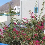 Semprou Perissa (Santorini)